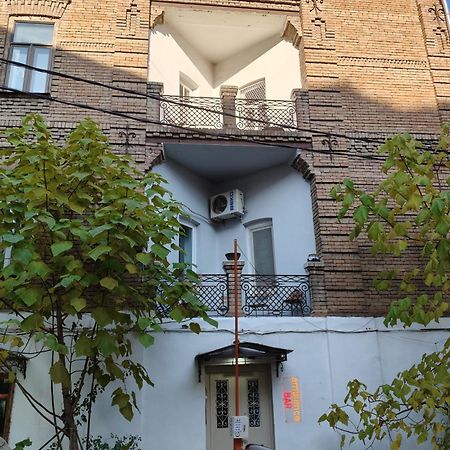 Ambience Hostel & Apartments Тбілісі Екстер'єр фото