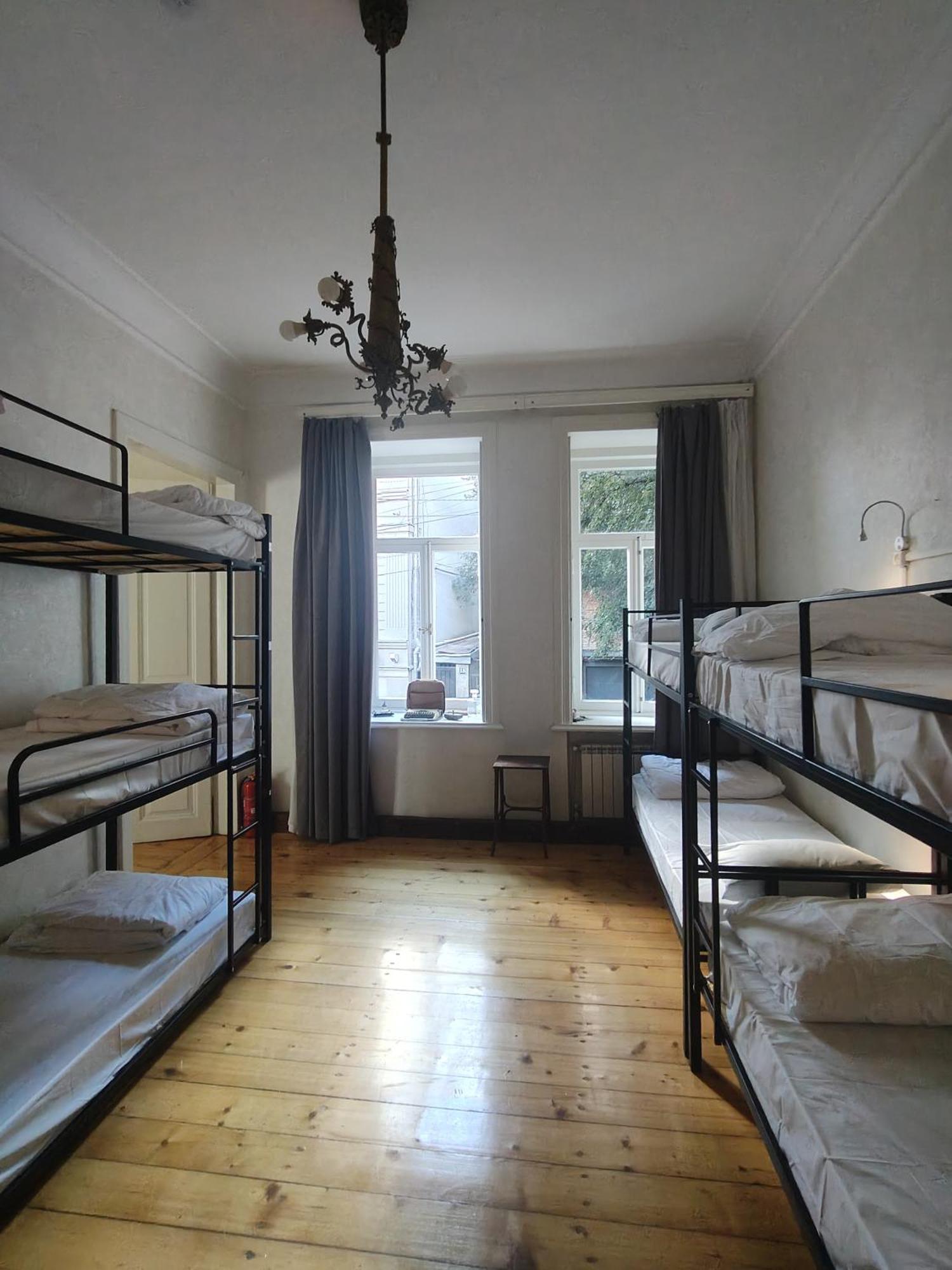 Ambience Hostel & Apartments Тбілісі Екстер'єр фото