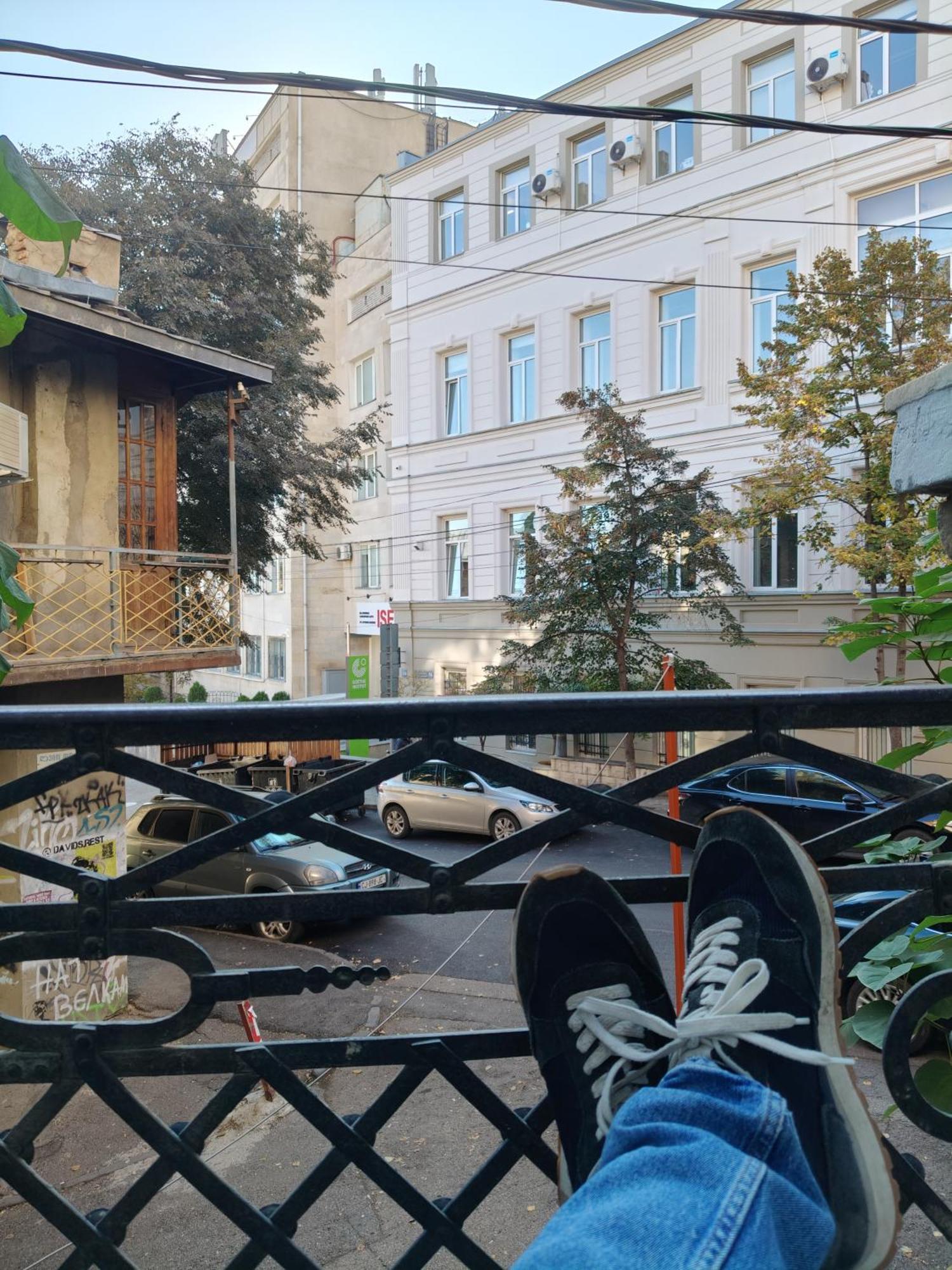 Ambience Hostel & Apartments Тбілісі Екстер'єр фото